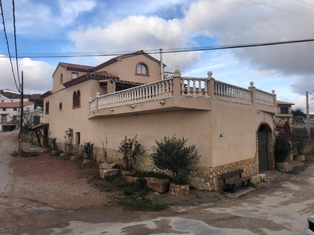 El Huerto Del Trucho Country house